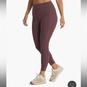 Like new- vuori stride leggings